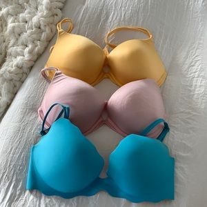 Victoria secret bras 34D